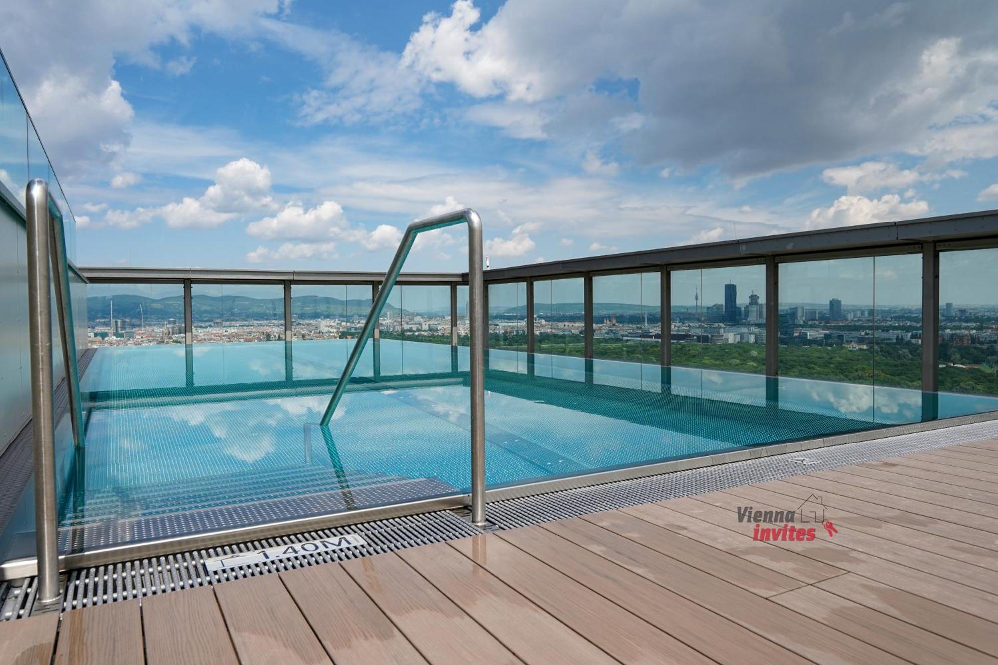 Triiiple 7Heaven - Amazing View On Top Floor With Rooftop Pool Wien Exteriör bild