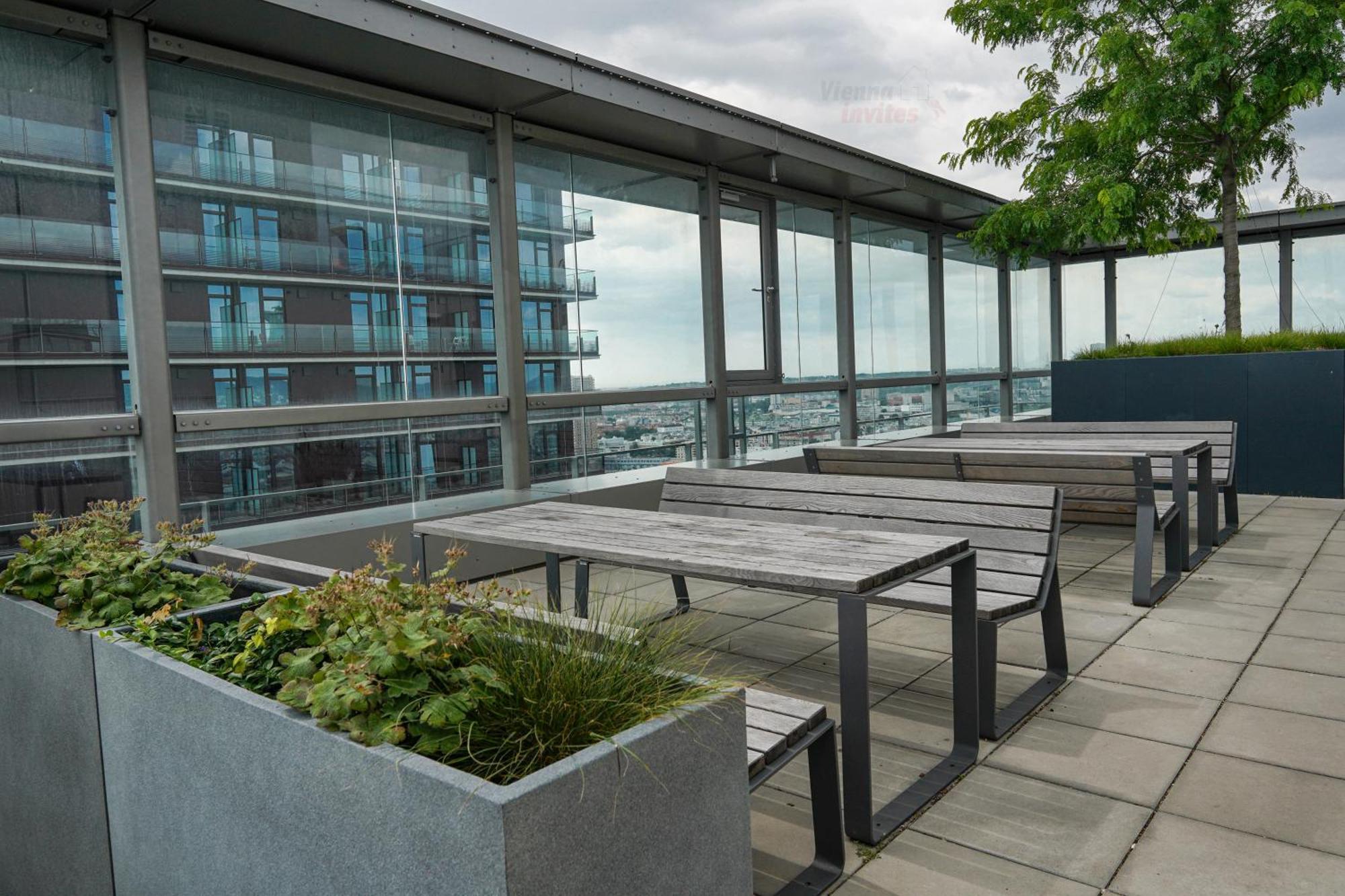 Triiiple 7Heaven - Amazing View On Top Floor With Rooftop Pool Wien Exteriör bild