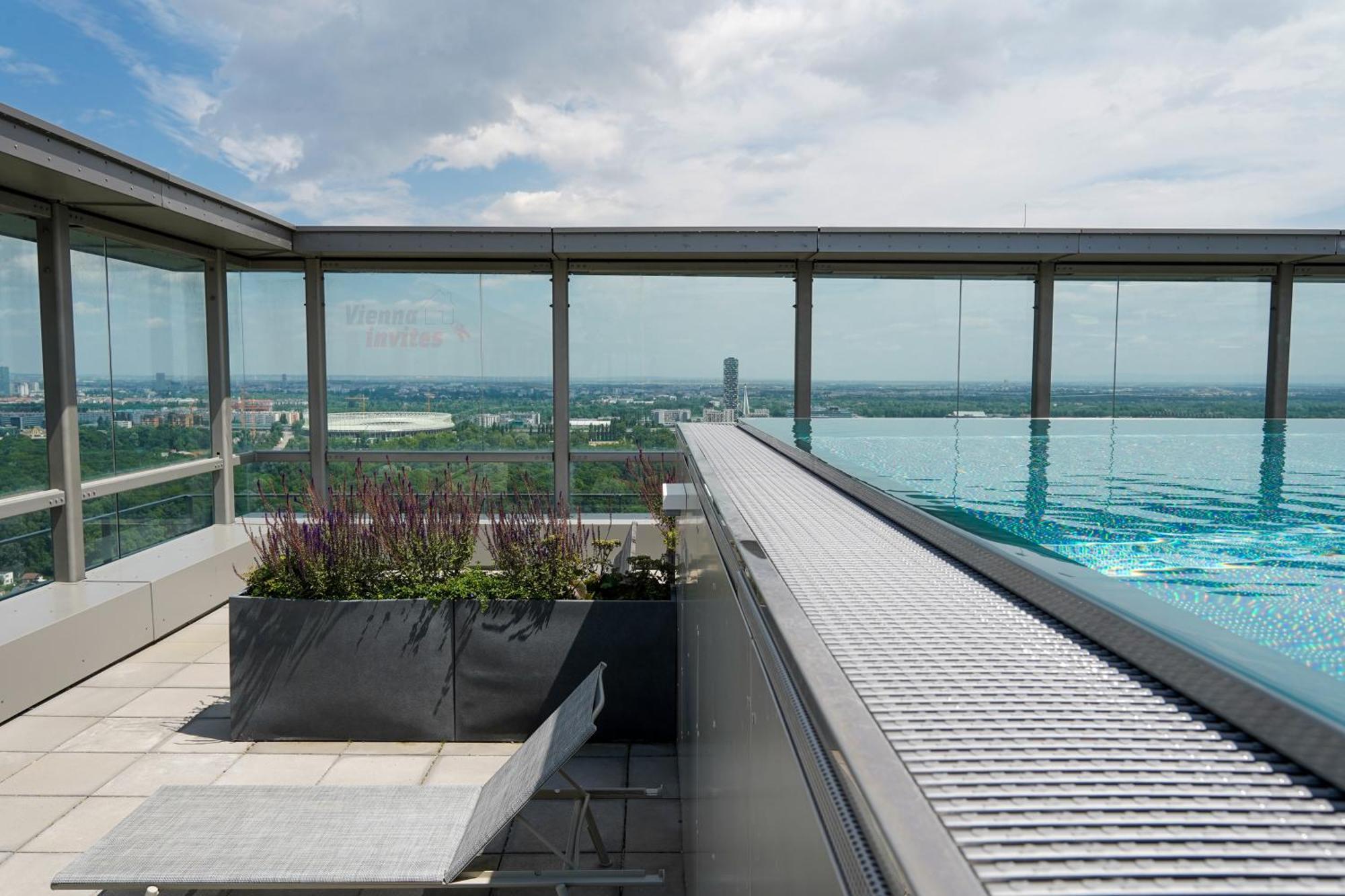 Triiiple 7Heaven - Amazing View On Top Floor With Rooftop Pool Wien Exteriör bild
